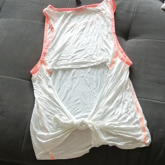 Forever 21 tank top - Picture 3 of 3